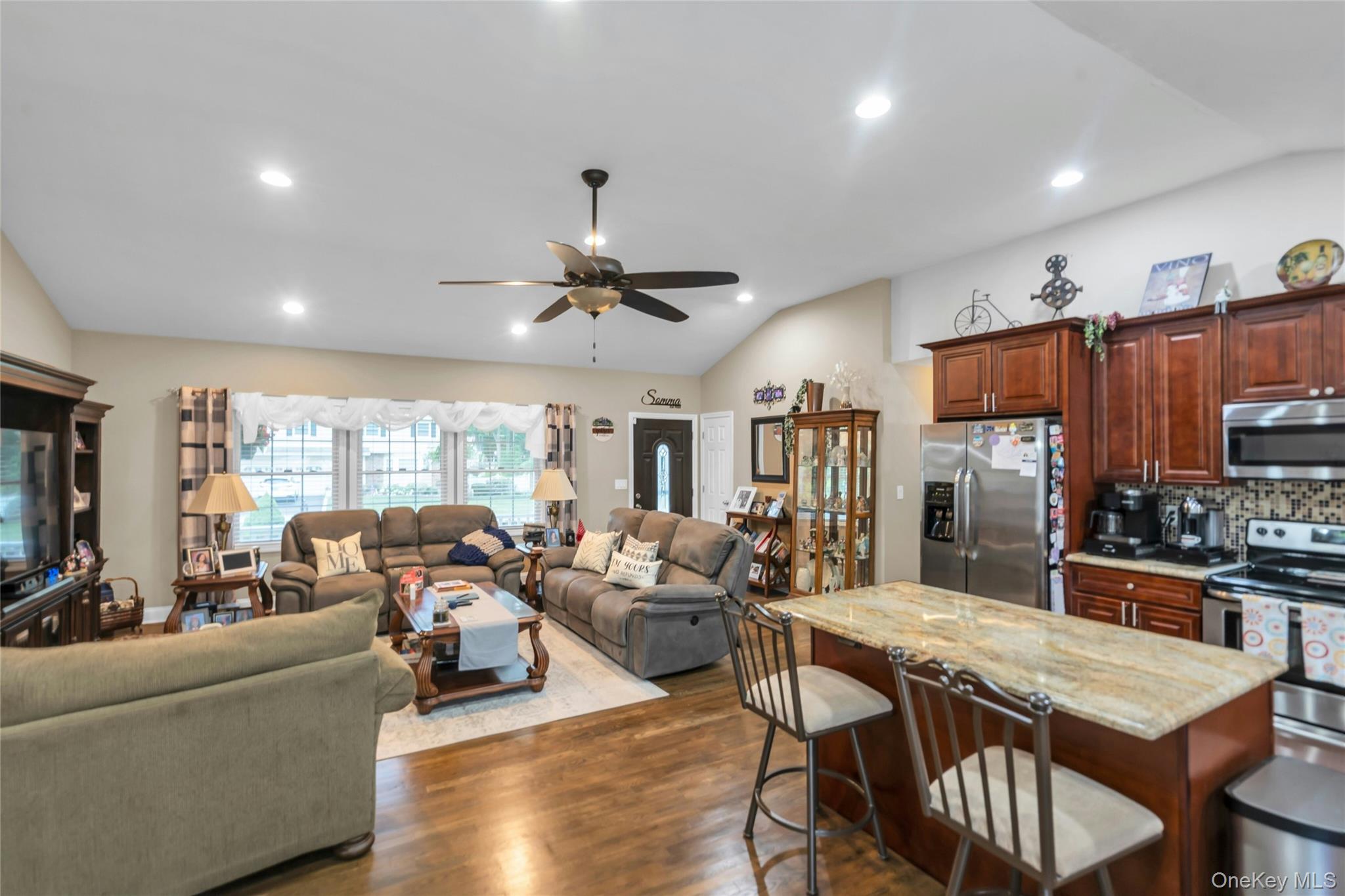 84 Juniper Avenue Property Photo 8