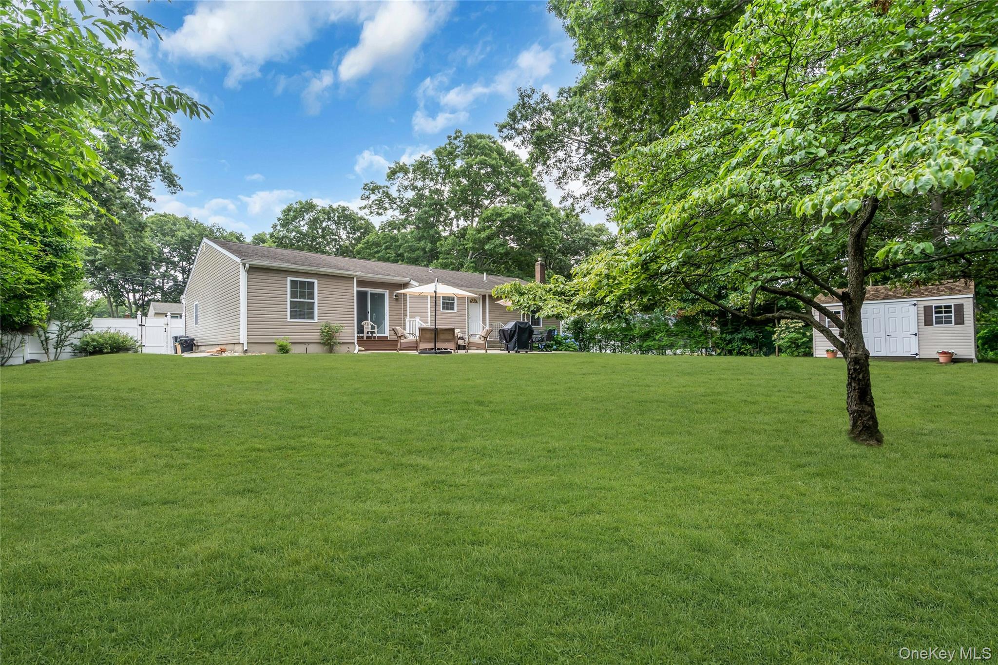 84 Juniper Avenue Property Photo 28