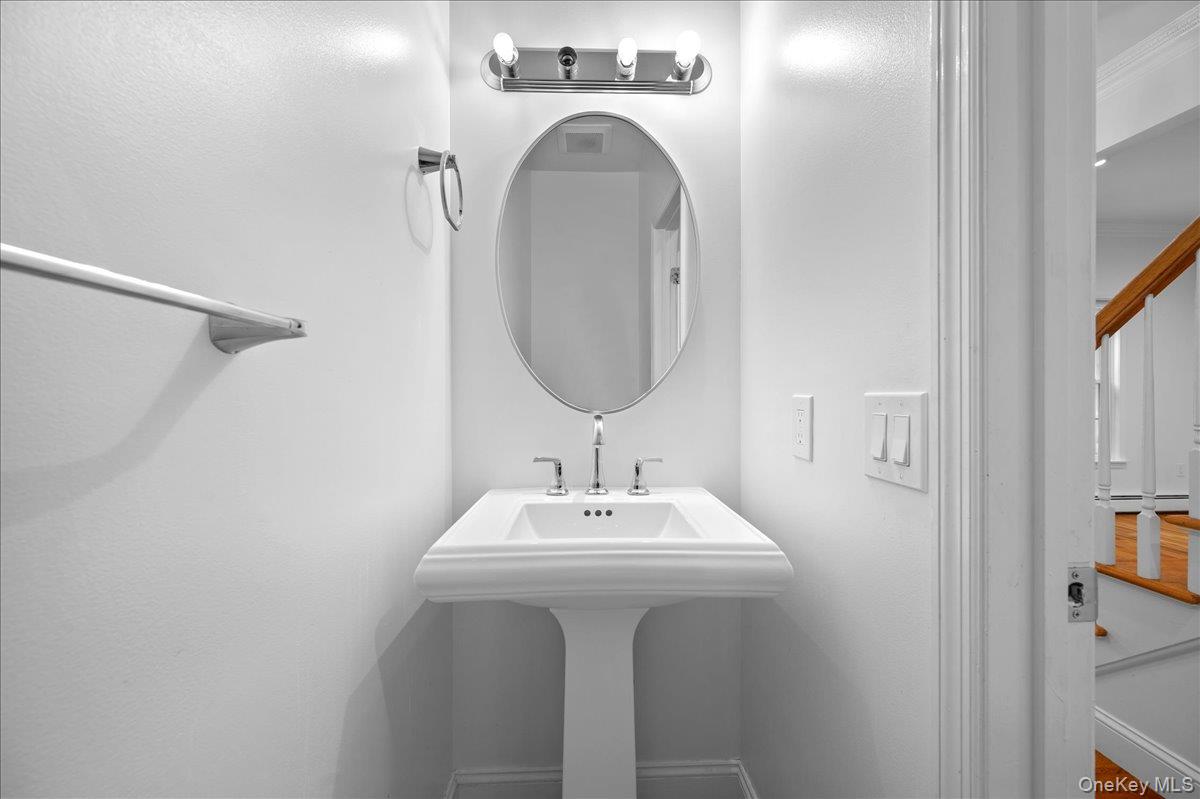 76 Smith Avenue Property Photo 12