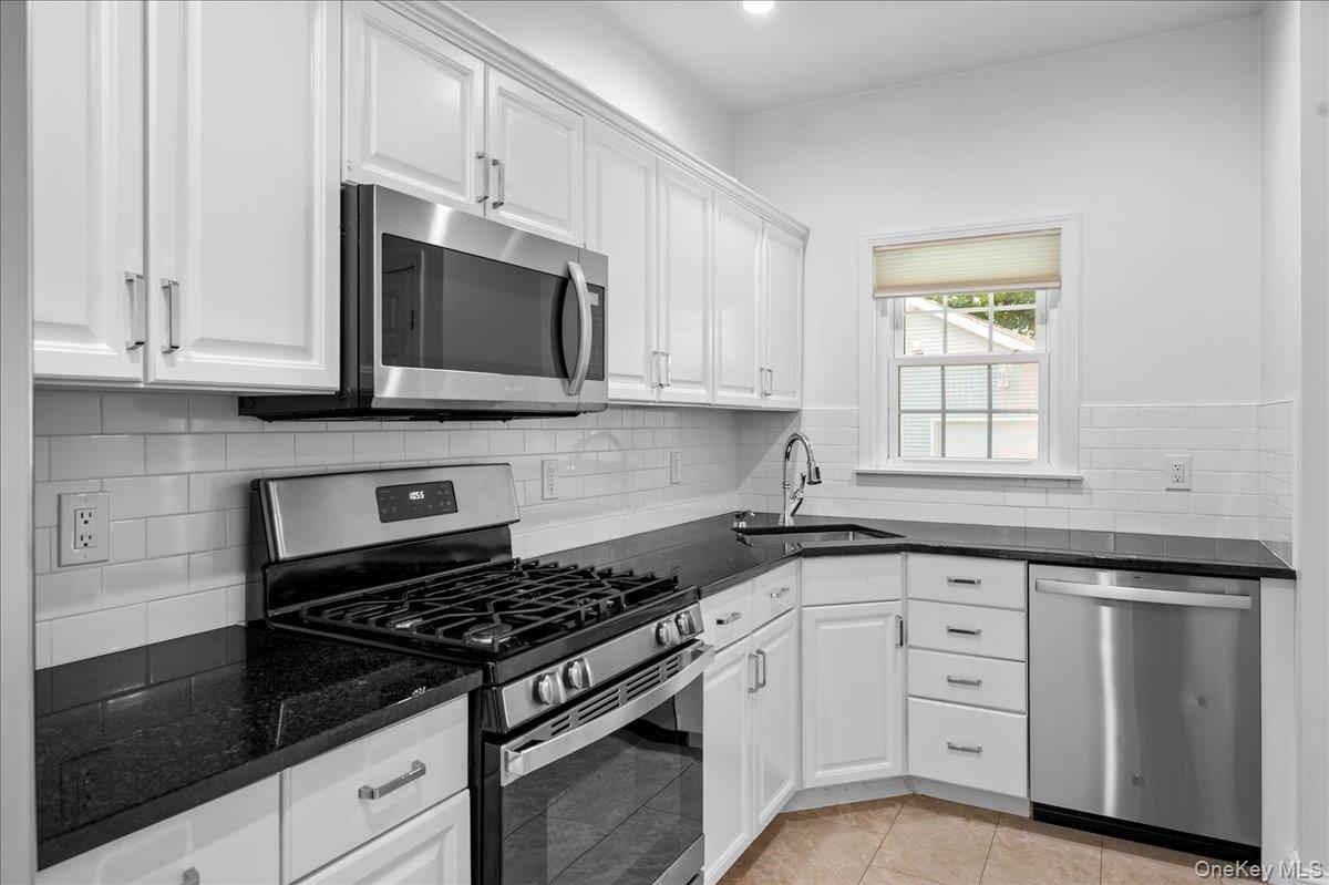 76 Smith Avenue Property Photo 24