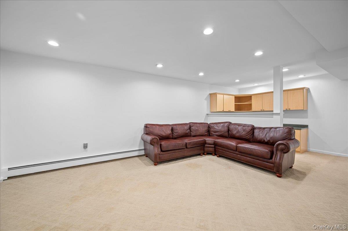 76 Smith Avenue Property Photo 35