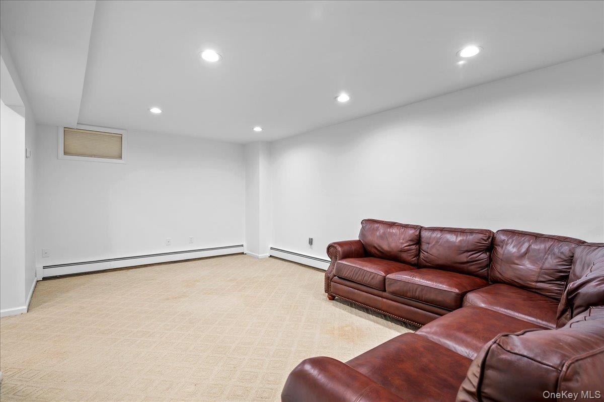 76 Smith Avenue Property Photo 36