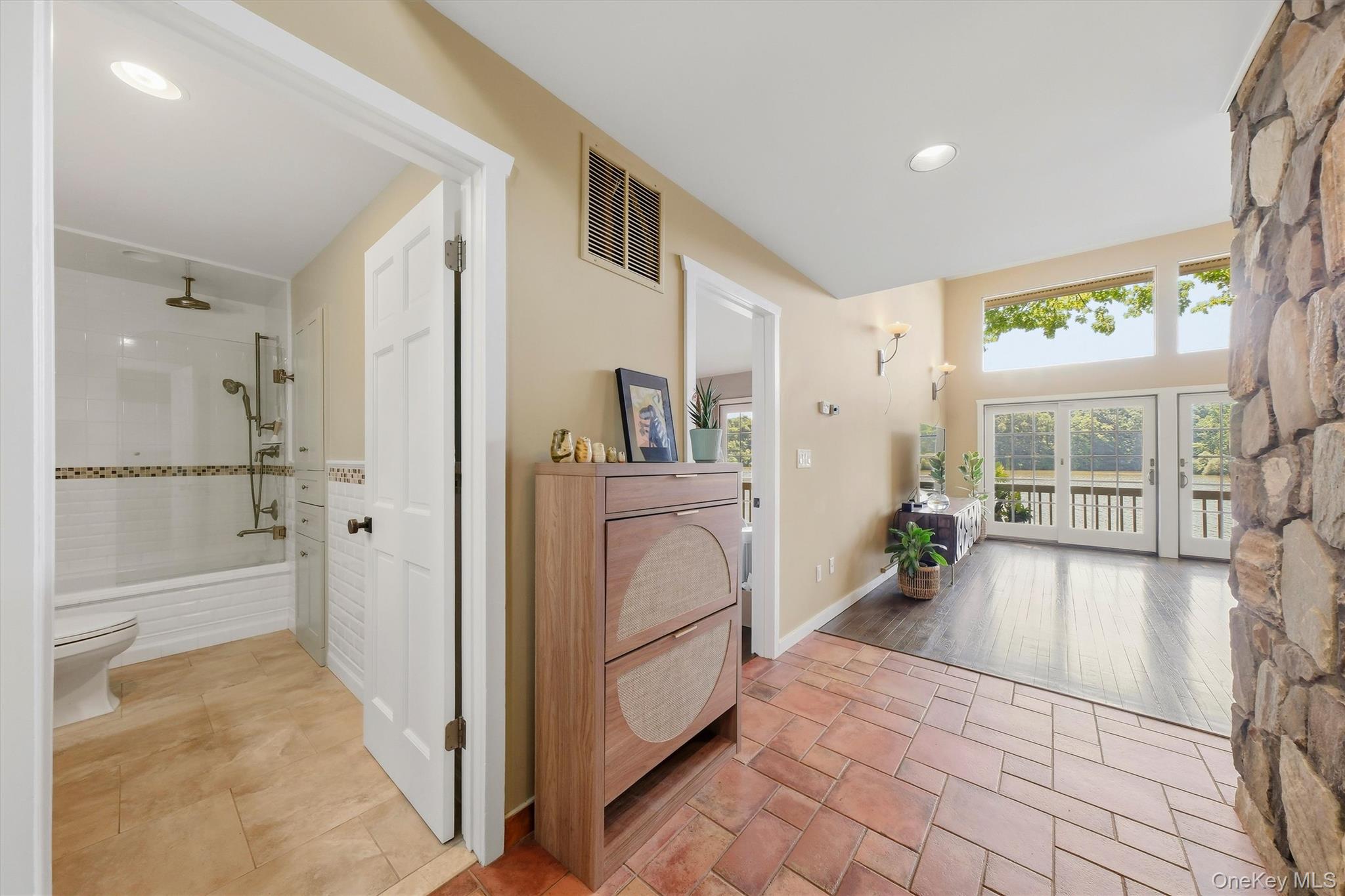 101 Westchester Avenue Property Photo 2