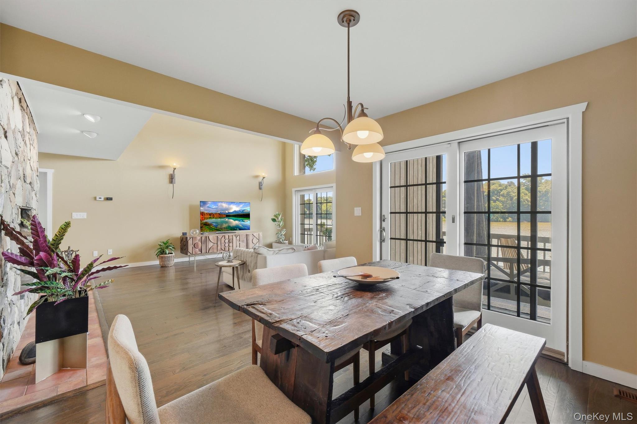 101 Westchester Avenue Property Photo 15
