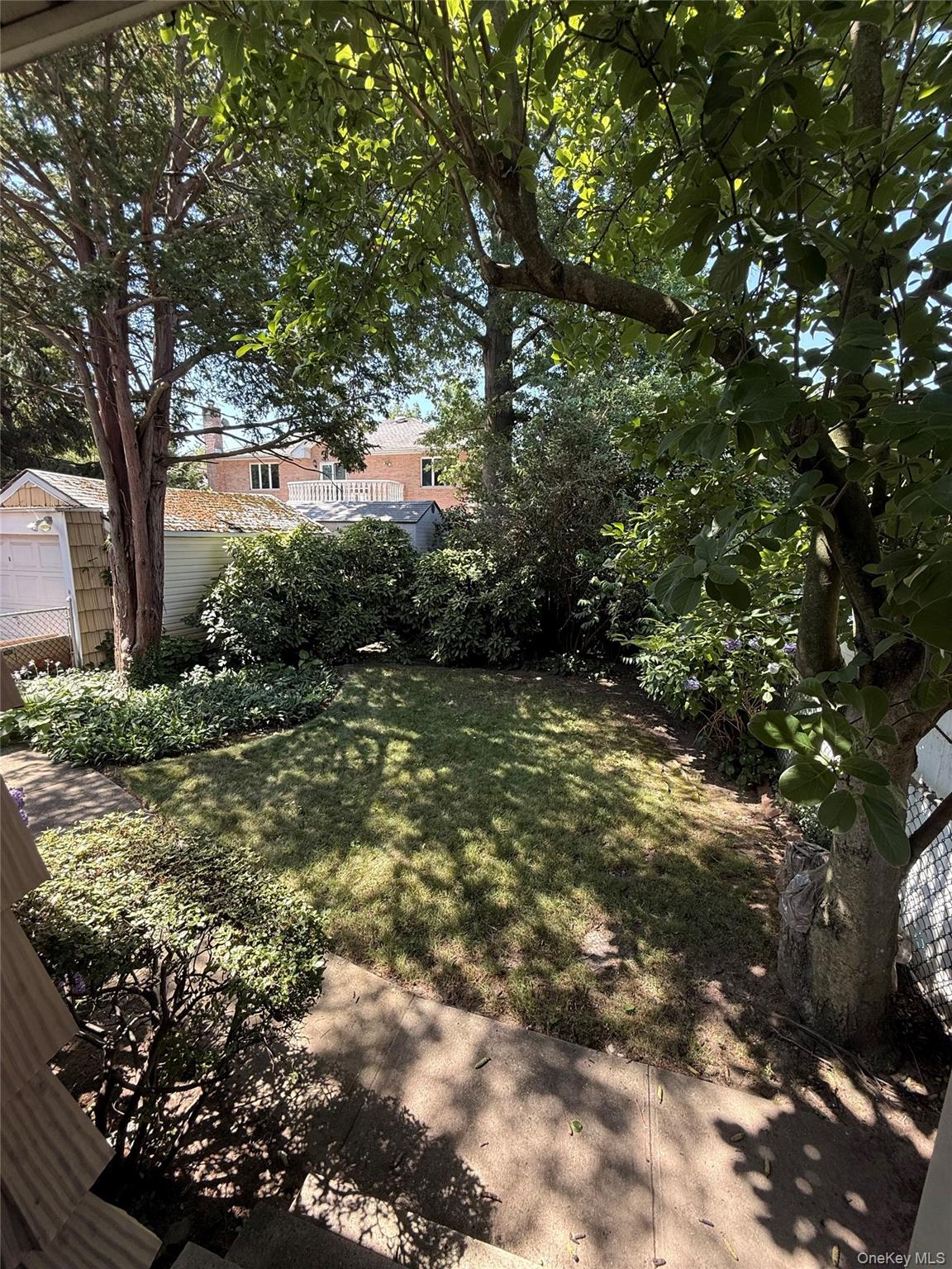 4112 Glenwood Street Property Photo 25