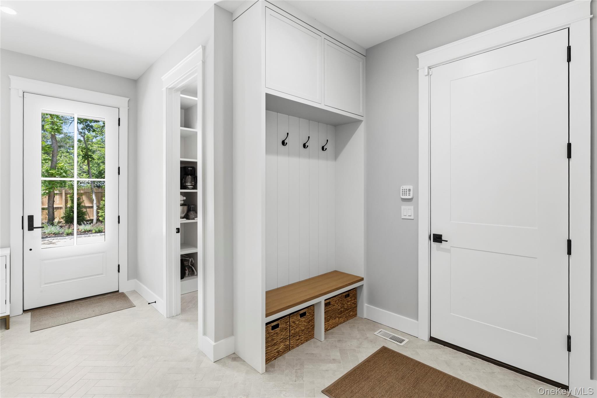 1022817 Property Photo 15