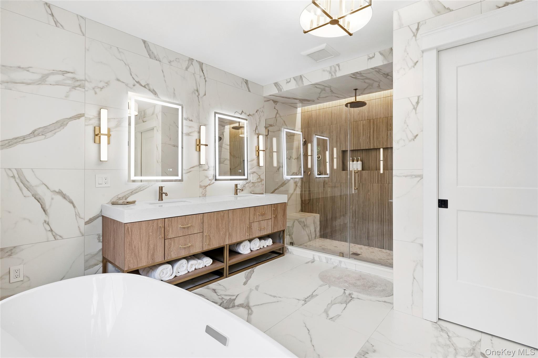 1022817 Property Photo 23