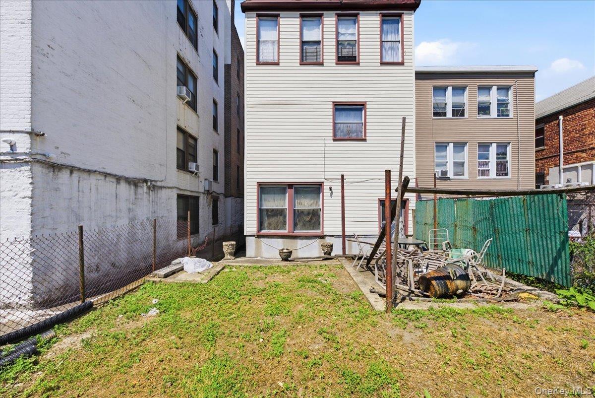 3232 Bronxwood Avenue Property Photo 31