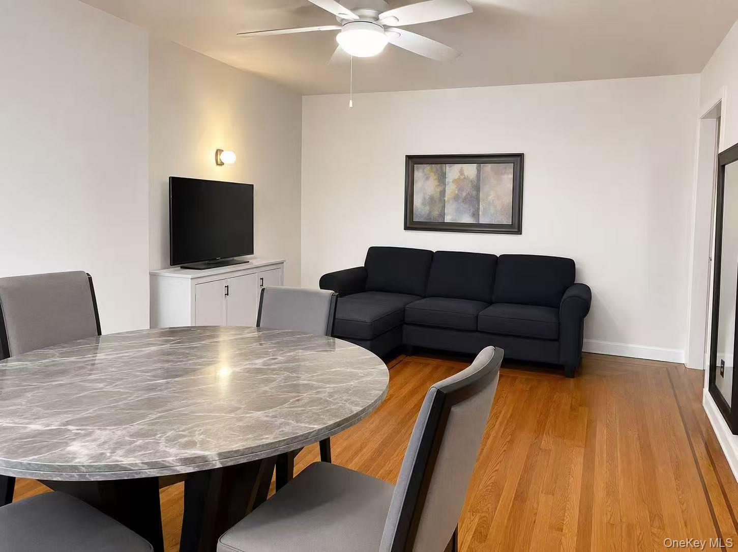 2039 150th Street Property Photo 3