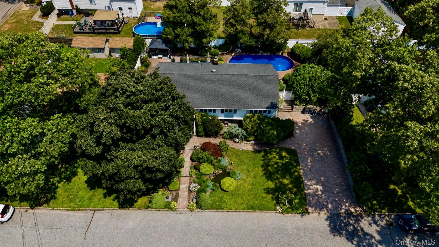9 Starr Street Property Photo 4