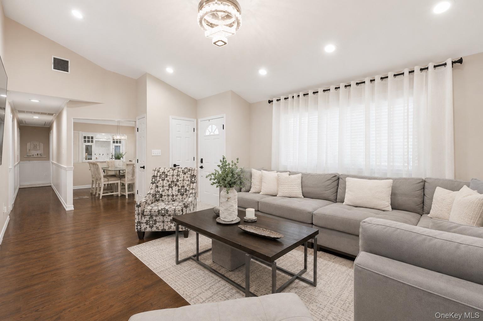 9 Starr Street Property Photo 6