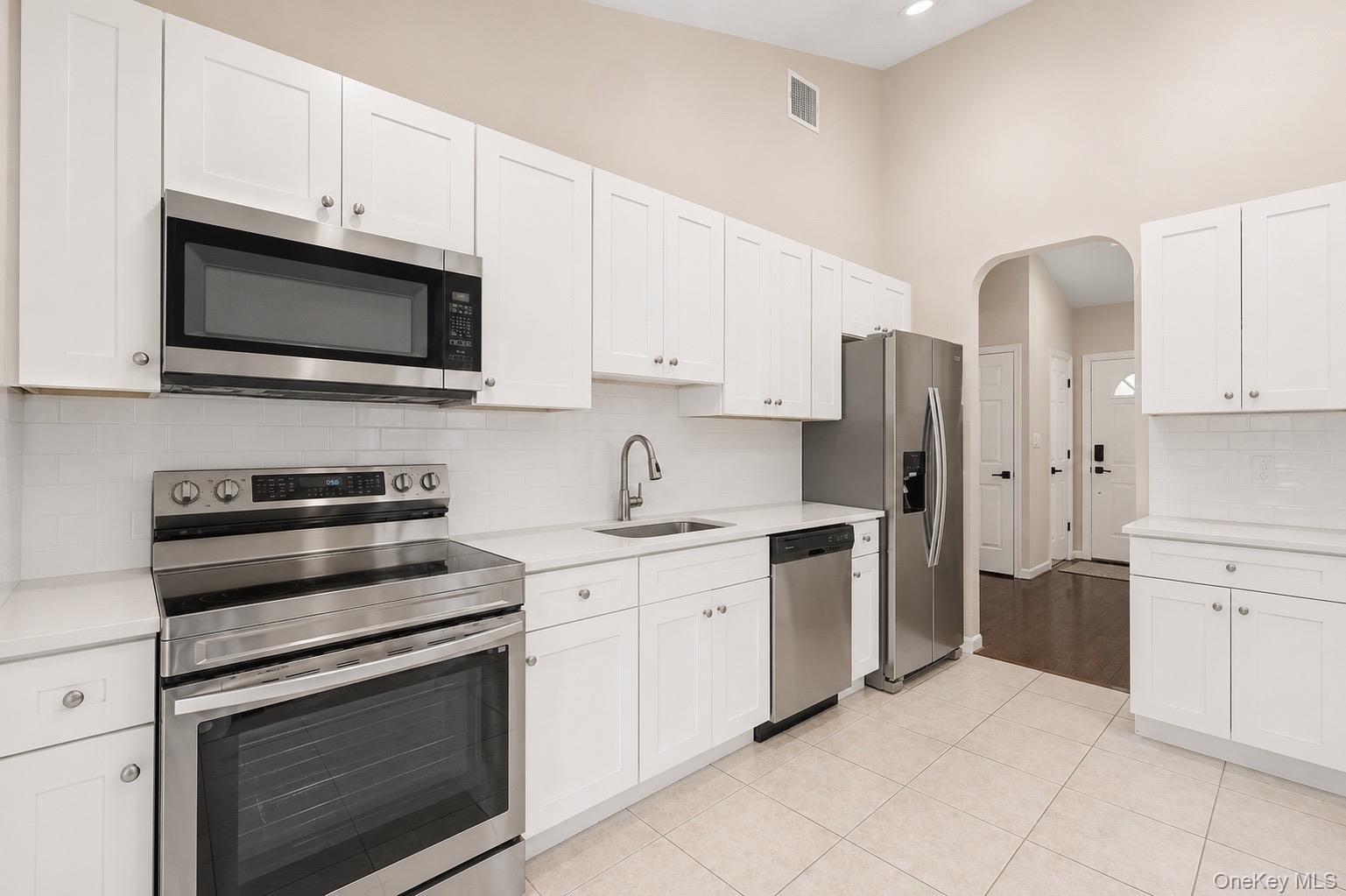 9 Starr Street Property Photo 11