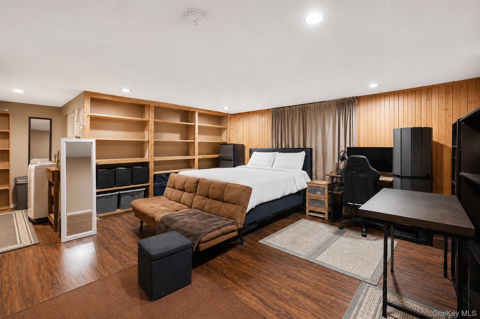 9 Starr Street Property Photo 16