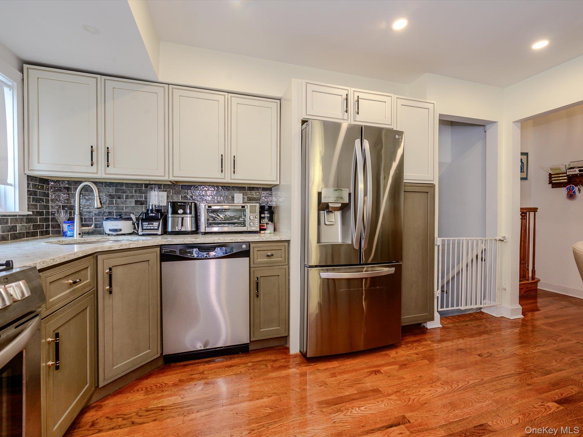 2182 Baylis Avenue Property Photo 10