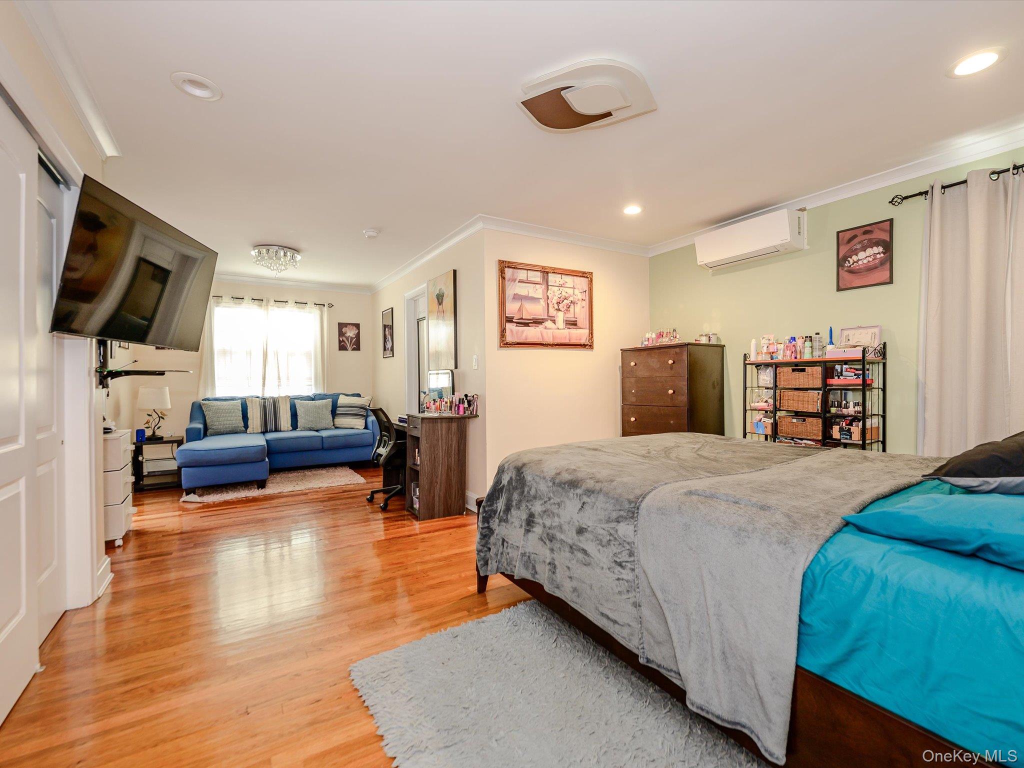 2182 Baylis Avenue Property Photo 13