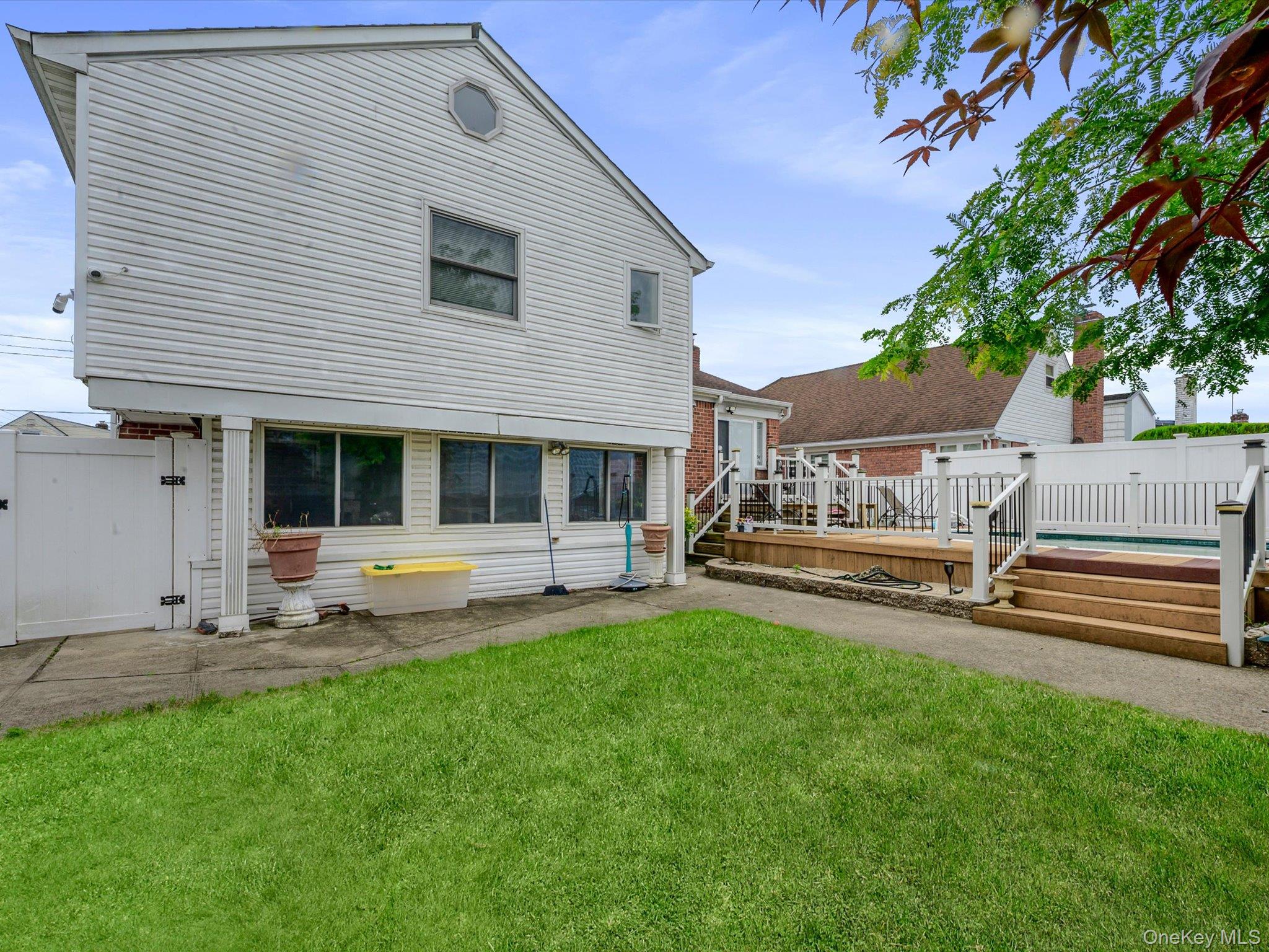 2182 Baylis Avenue Property Photo 24
