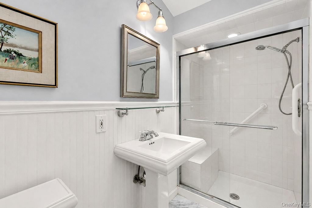 7 Tuthill Lane Property Photo 20