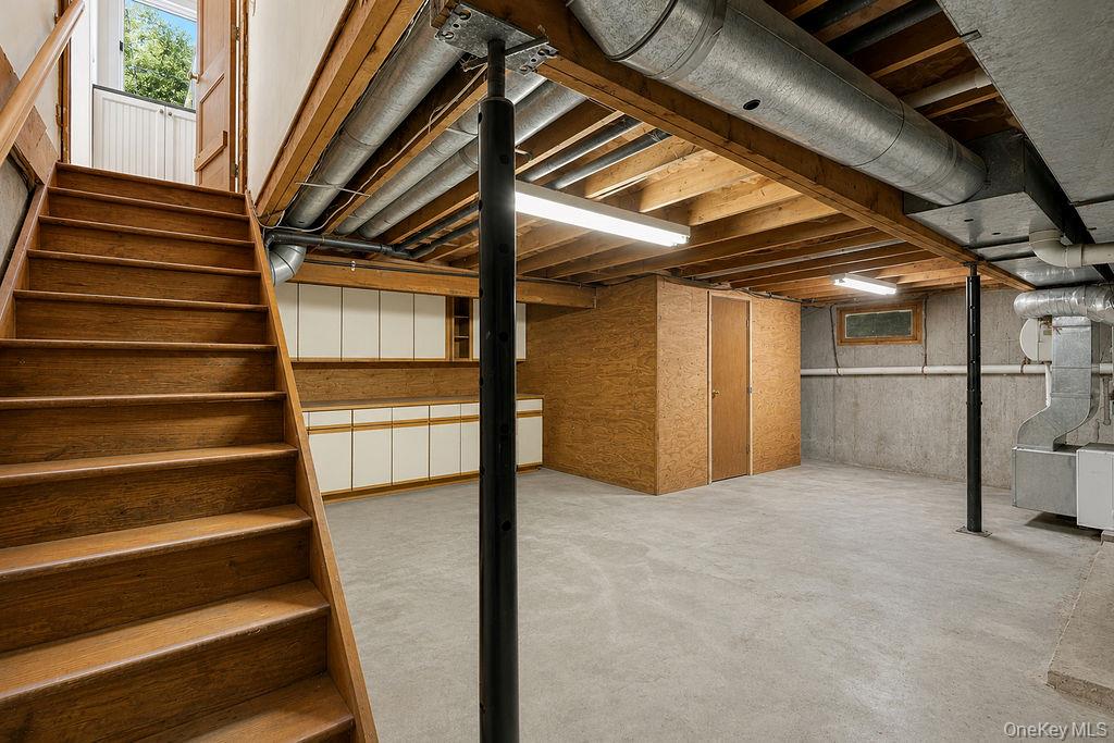 7 Tuthill Lane Property Photo 24