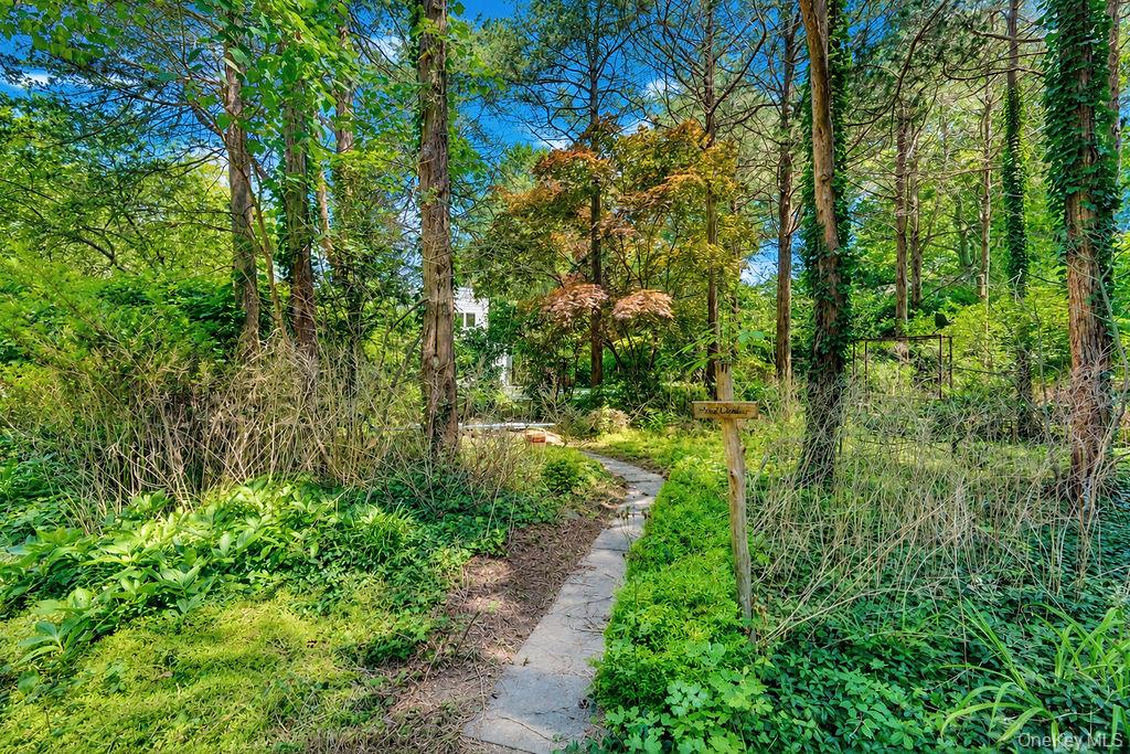 7 Tuthill Lane Property Photo 30