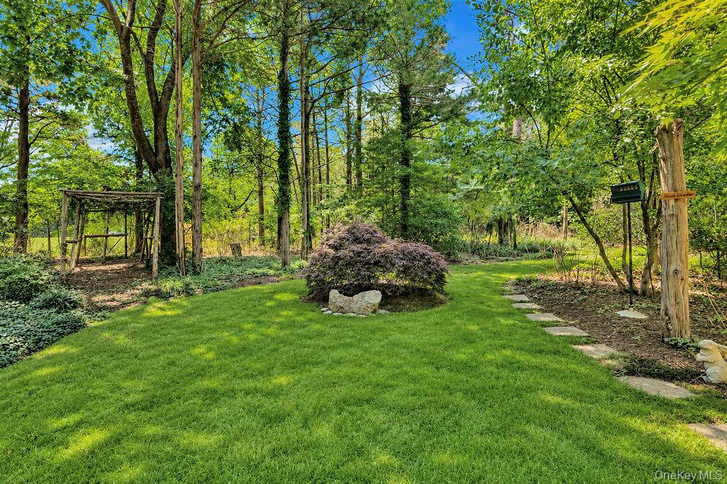 7 Tuthill Lane Property Photo 35