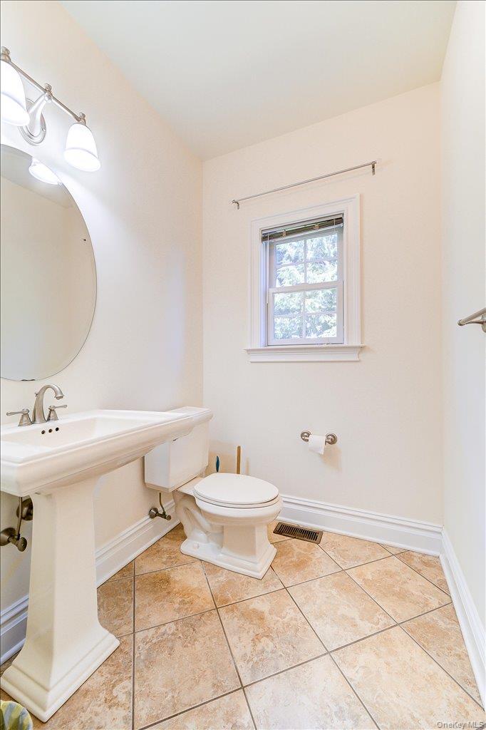 3 Stahl Way Property Photo 17