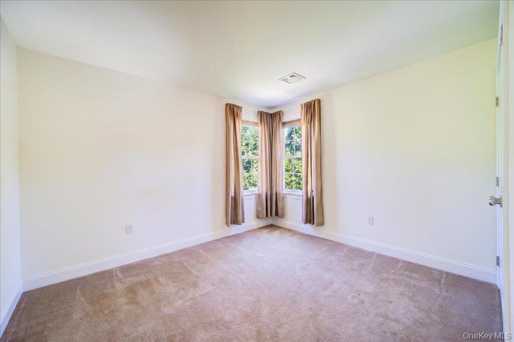 3 Stahl Way Property Photo 20