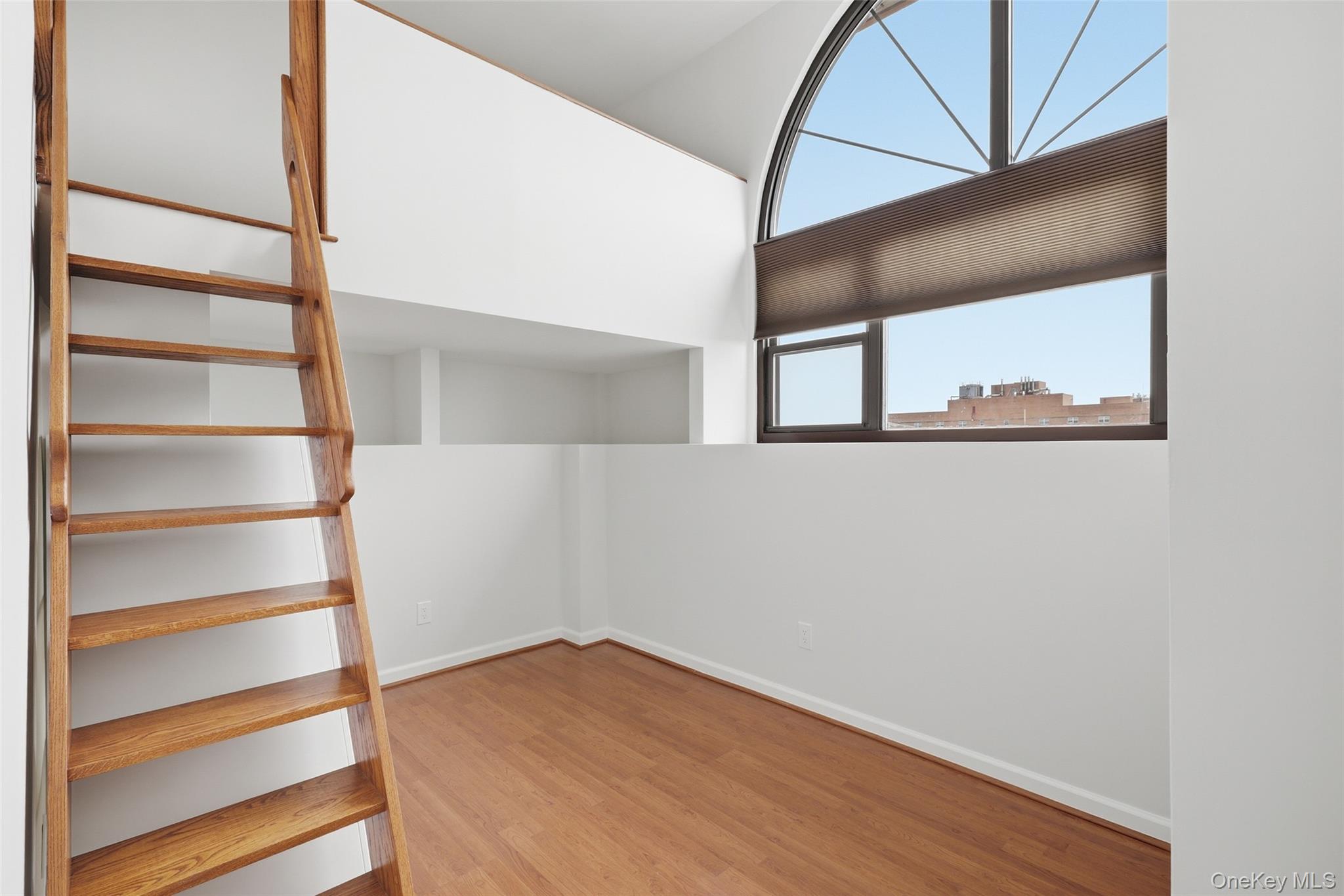 185 W Park Avenue 518 Property Photo 12
