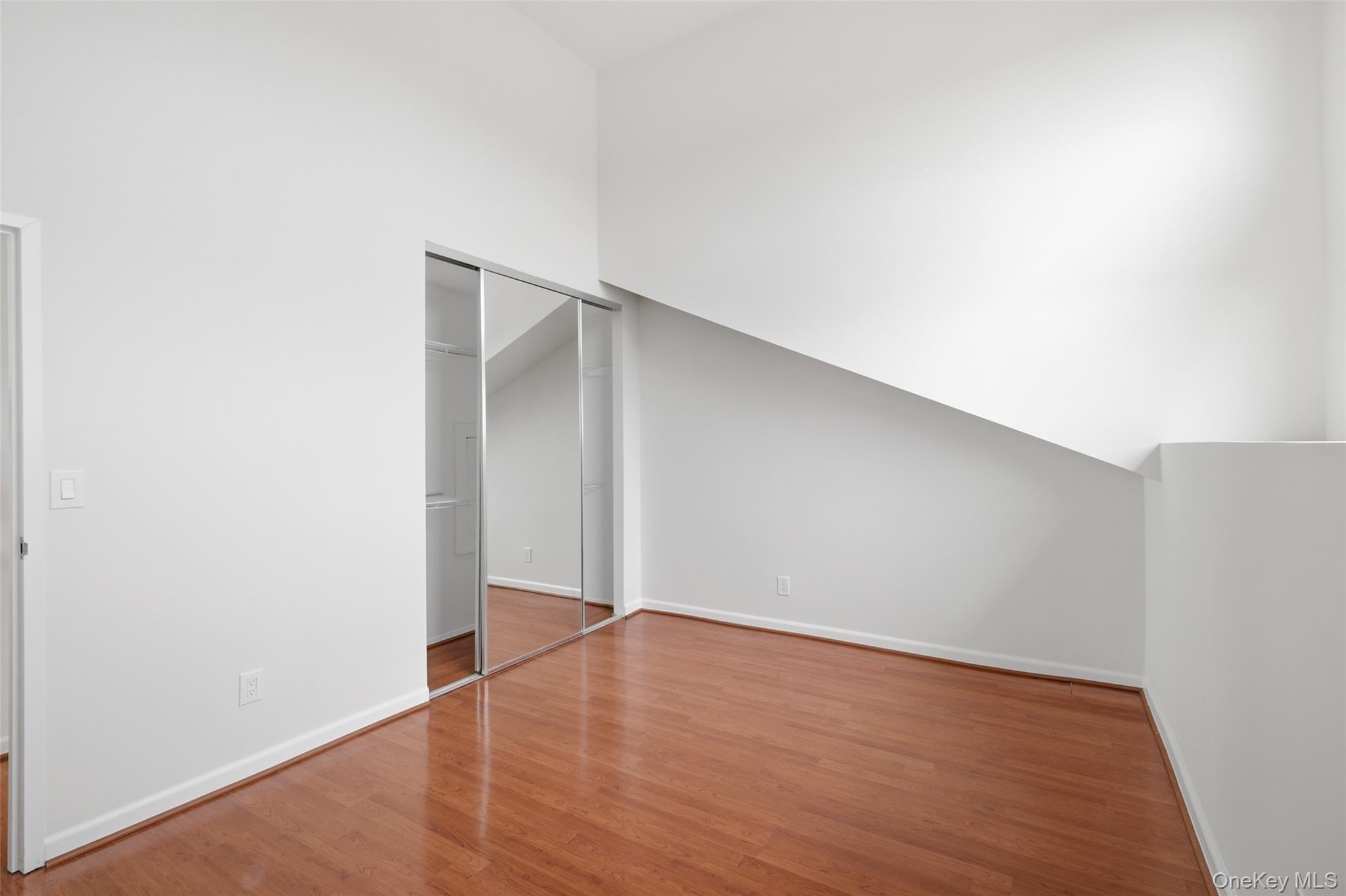 185 W Park Avenue 518 Property Photo 17