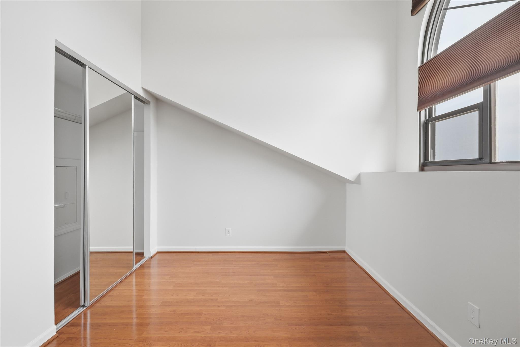 185 W Park Avenue 518 Property Photo 18