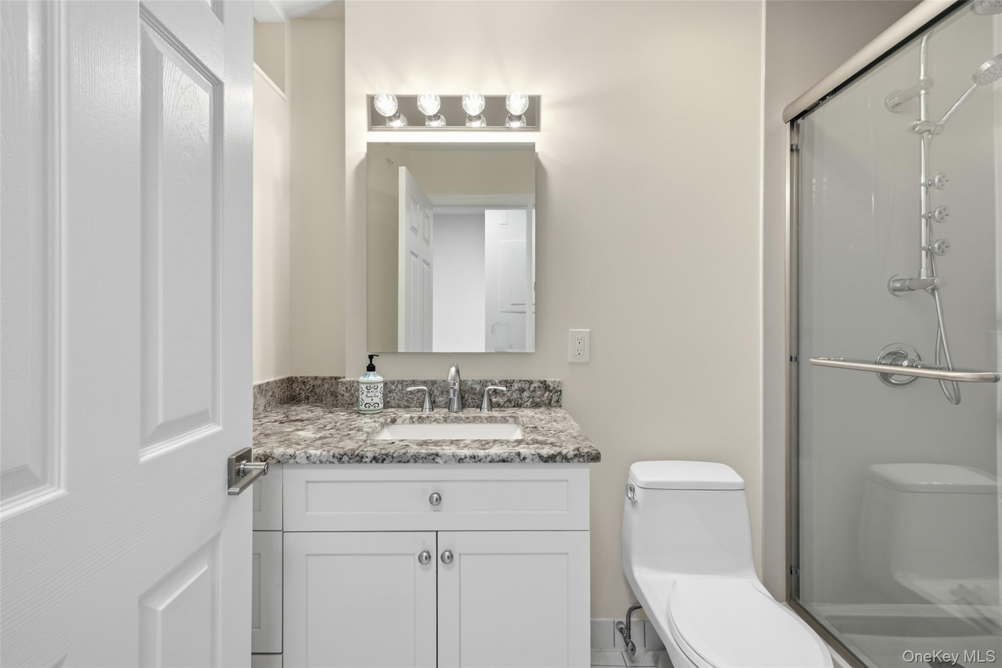 185 W Park Avenue 518 Property Photo 20