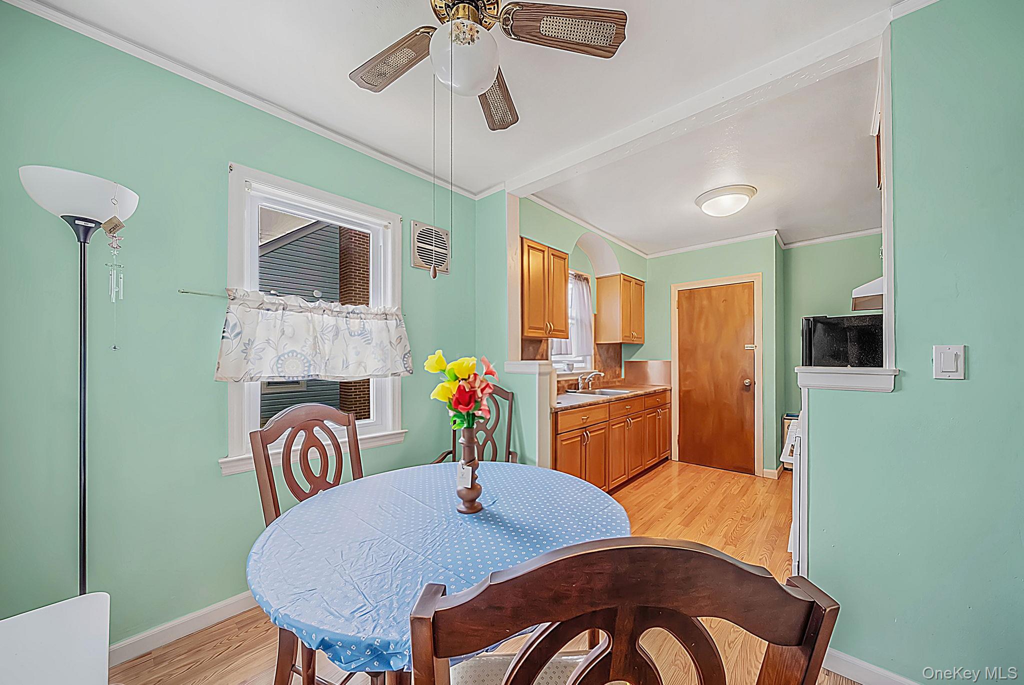 1111 Esther Street Property Photo 10