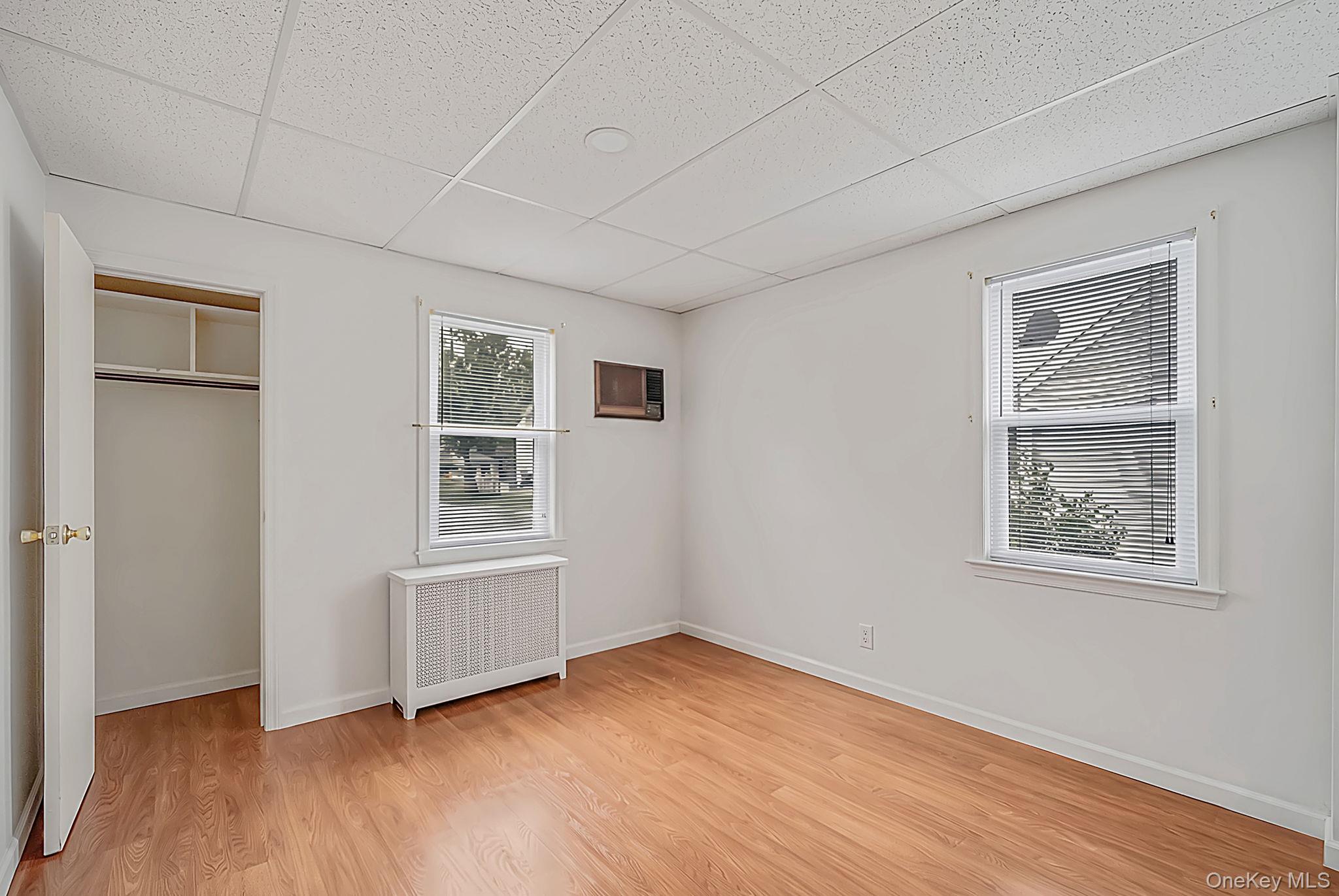 1111 Esther Street Property Photo 12