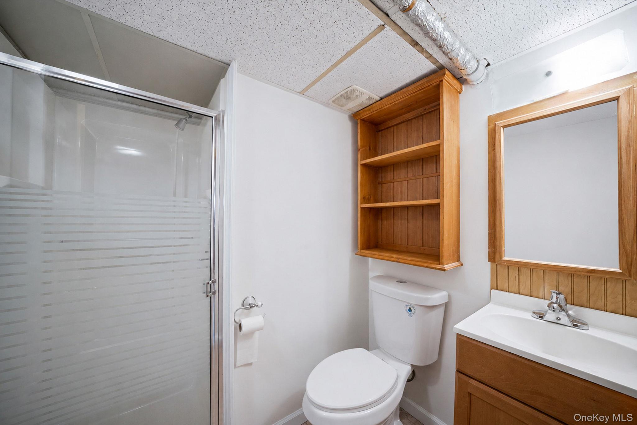 1111 Esther Street Property Photo 14
