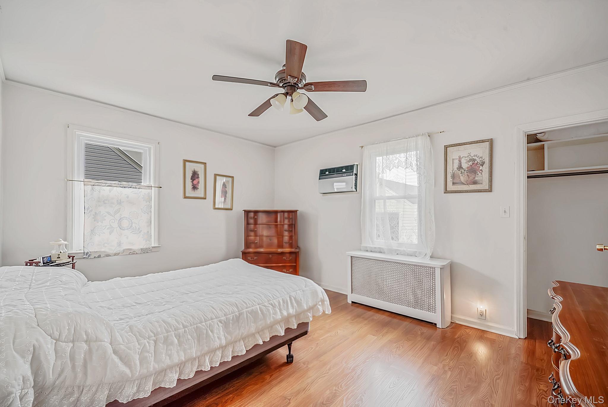 1111 Esther Street Property Photo 19