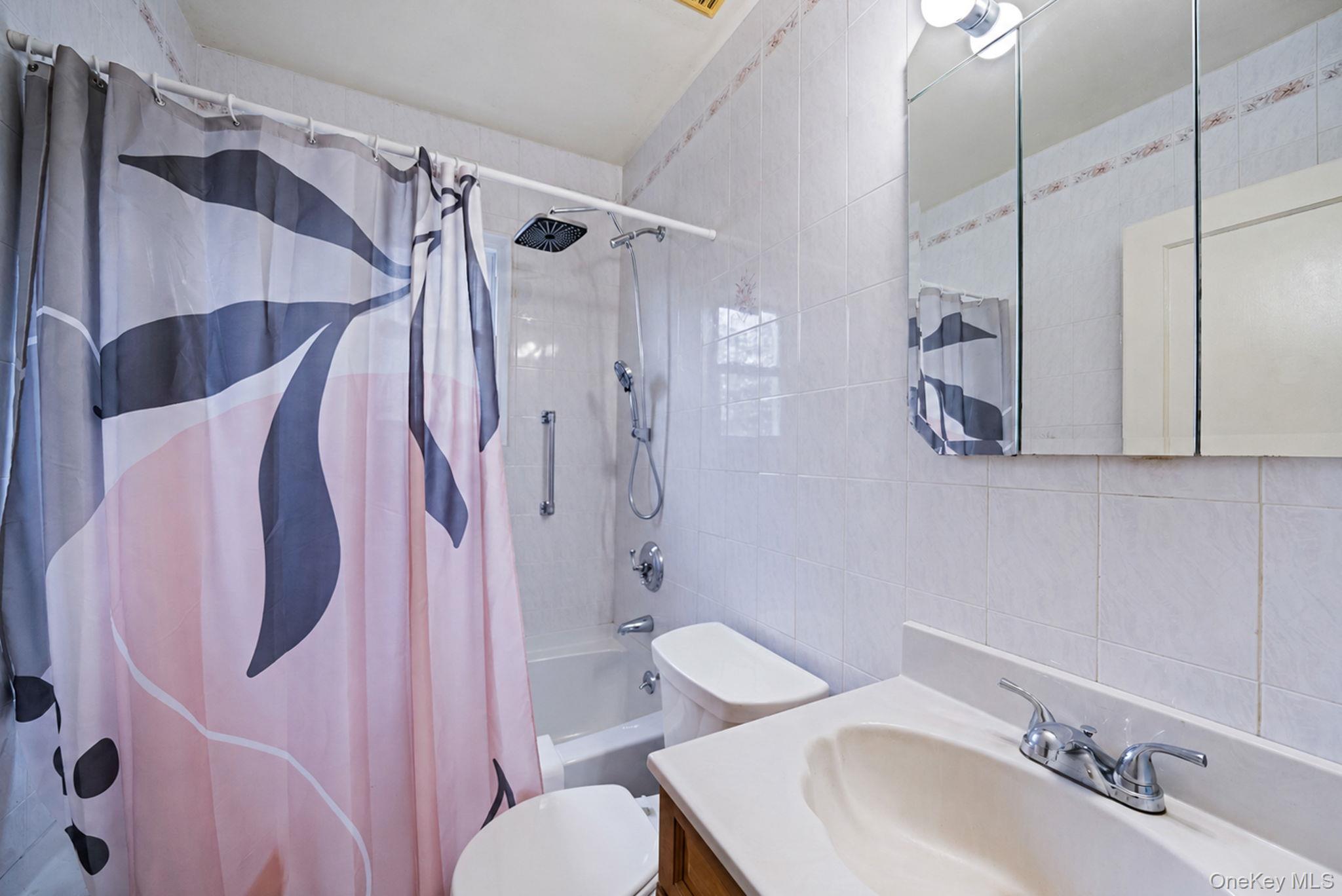 1111 Esther Street Property Photo 21