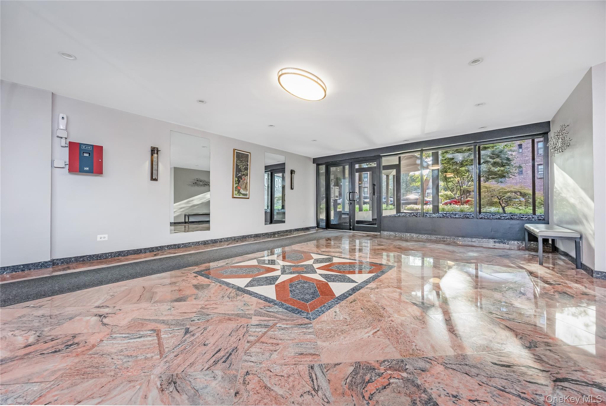 14050 Burden Crescent 2e Property Photo 16