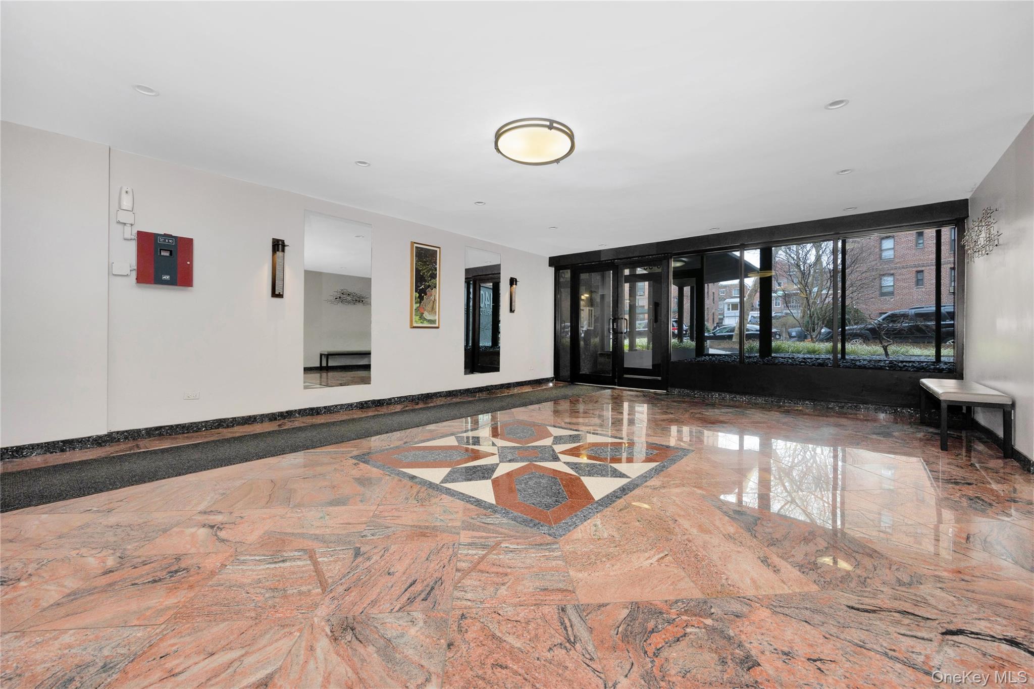 14050 Burden Crescent 2e Property Photo 18