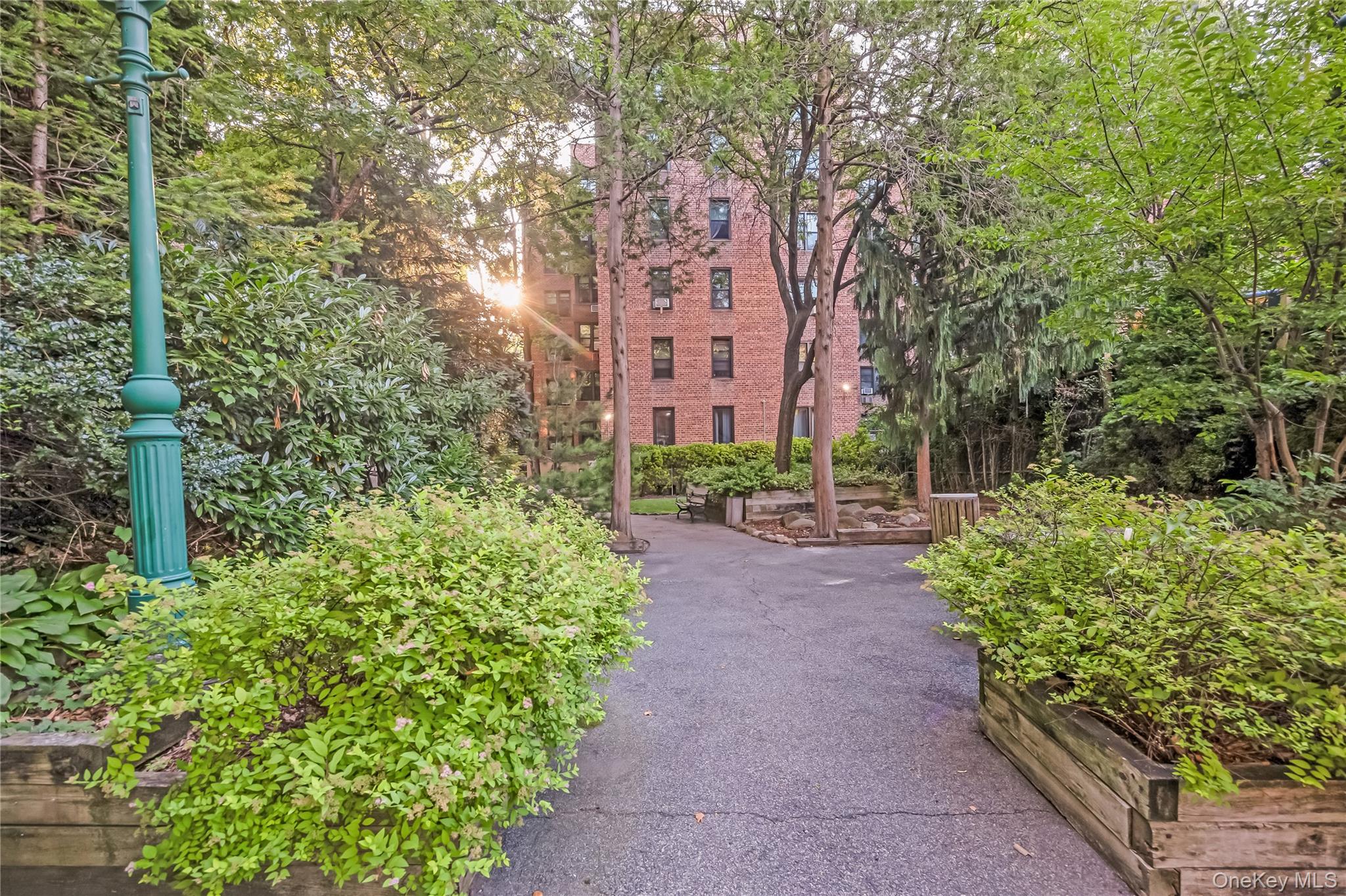 14050 Burden Crescent 2e Property Photo 21