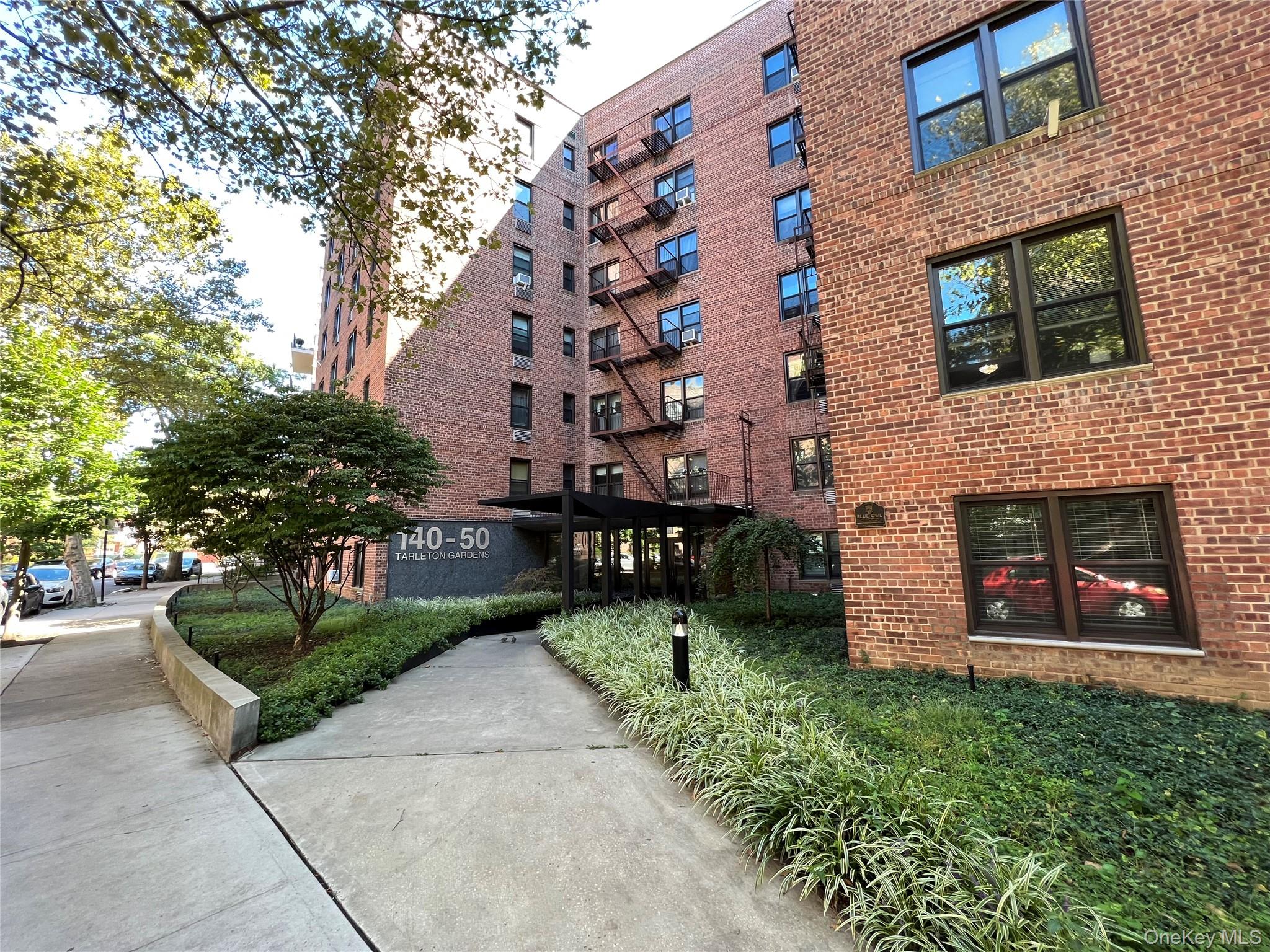 14050 Burden Crescent 2e Property Photo 27