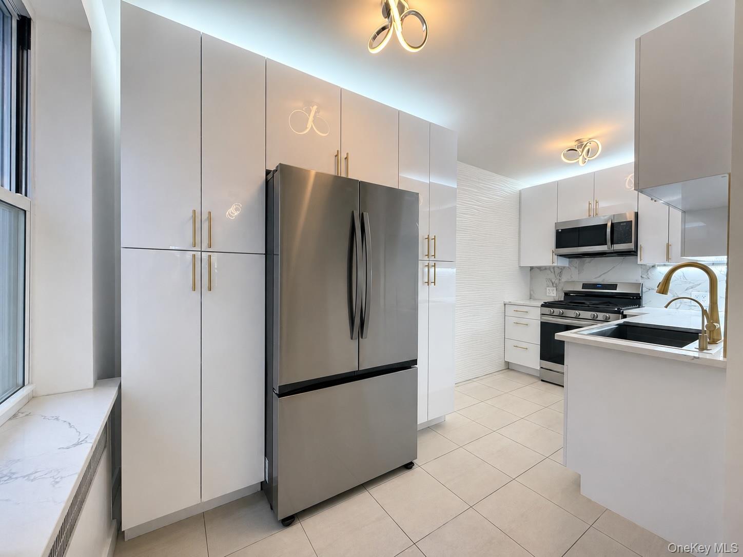 65-70 Booth Street 5e Property Photo 5