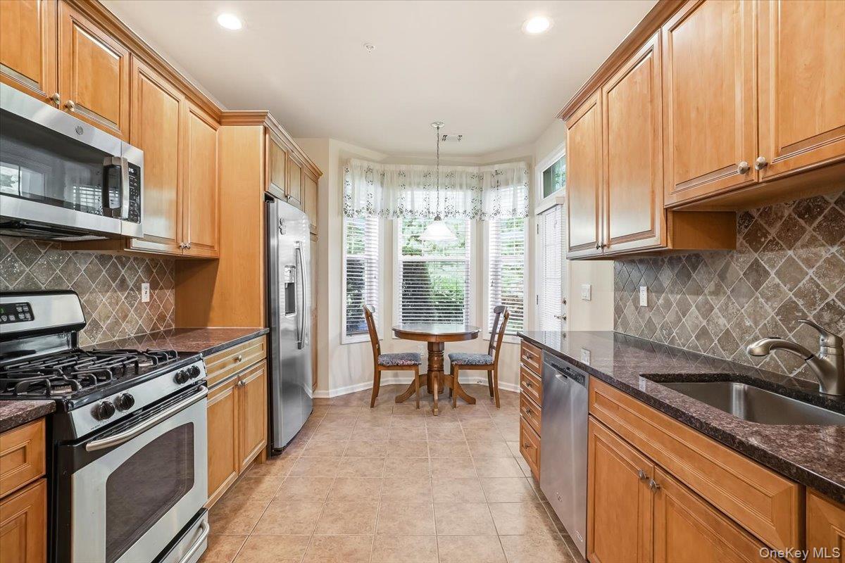 189 Symphony Drive Property Photo 9