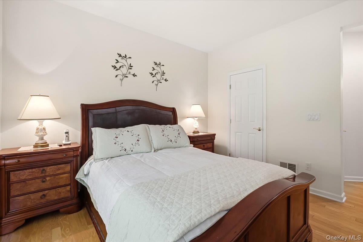 189 Symphony Drive Property Photo 16