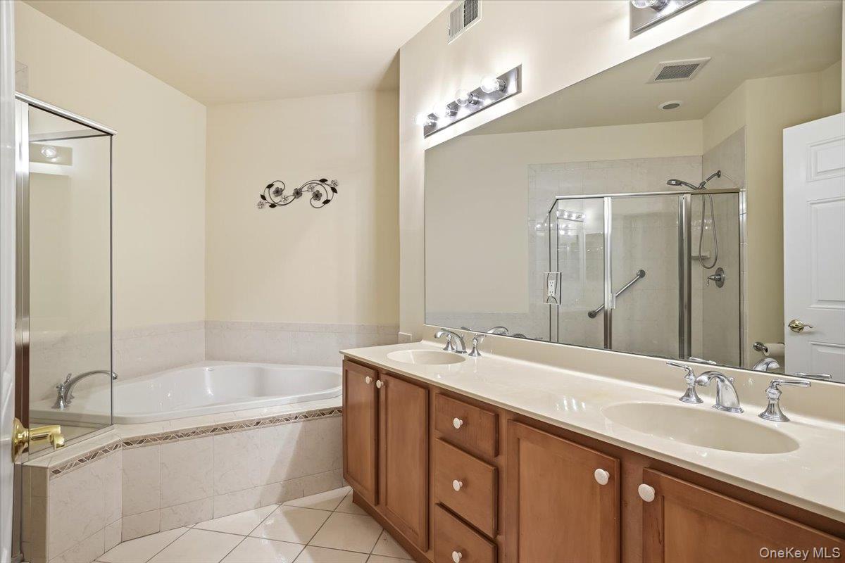 189 Symphony Drive Property Photo 17
