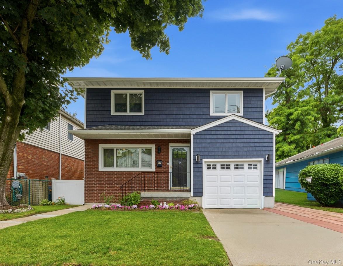 4 Pequot Avenue Property Photo 1