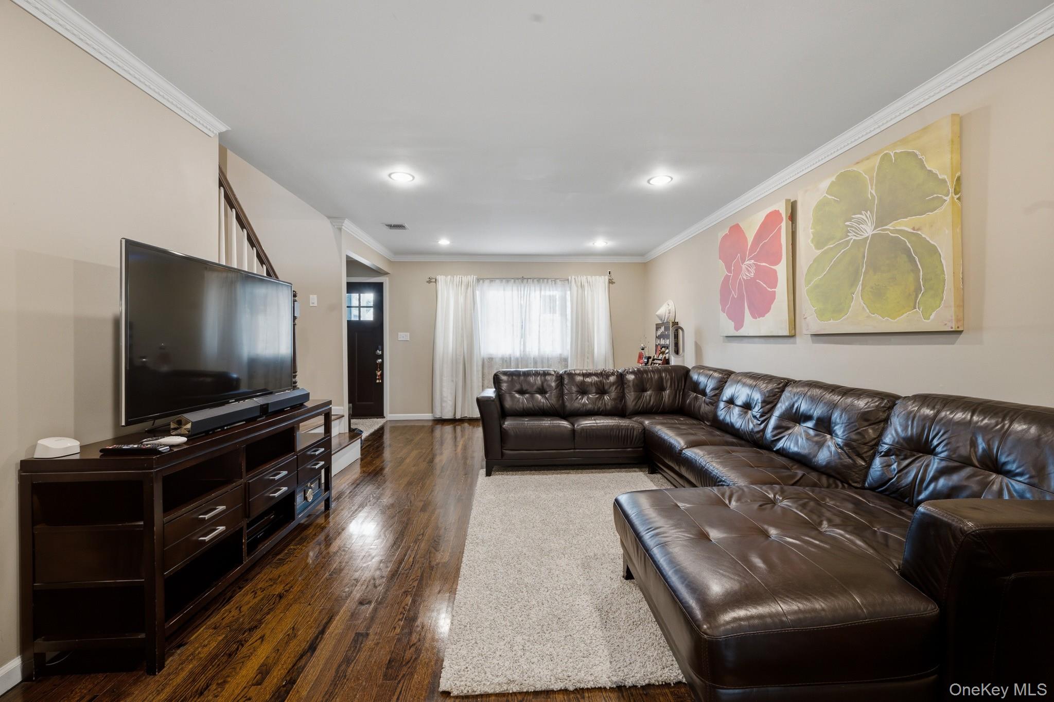 4 Pequot Avenue Property Photo 9