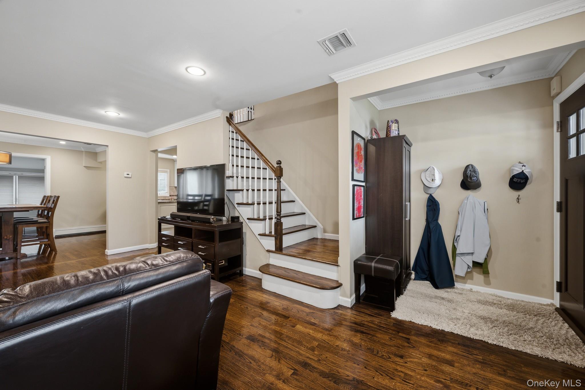 4 Pequot Avenue Property Photo 11