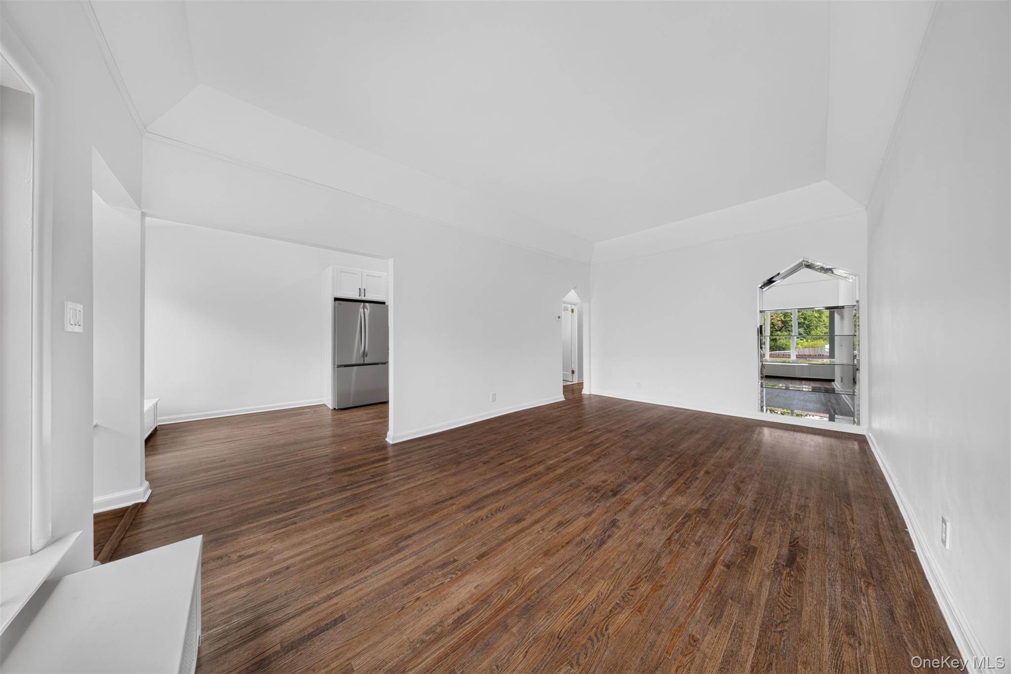 6706 Thornton Place Property Photo 2
