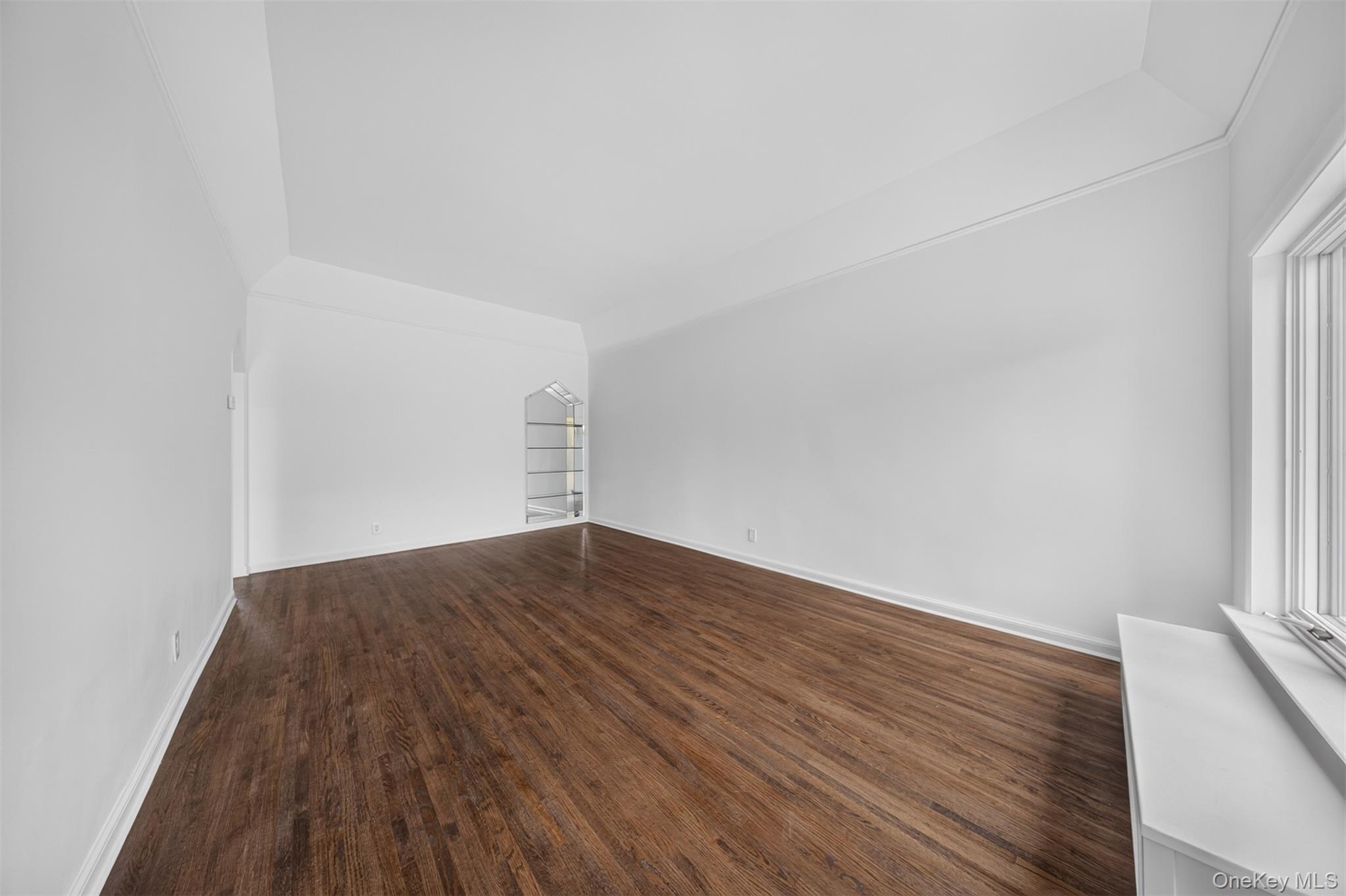 6706 Thornton Place Property Photo 4