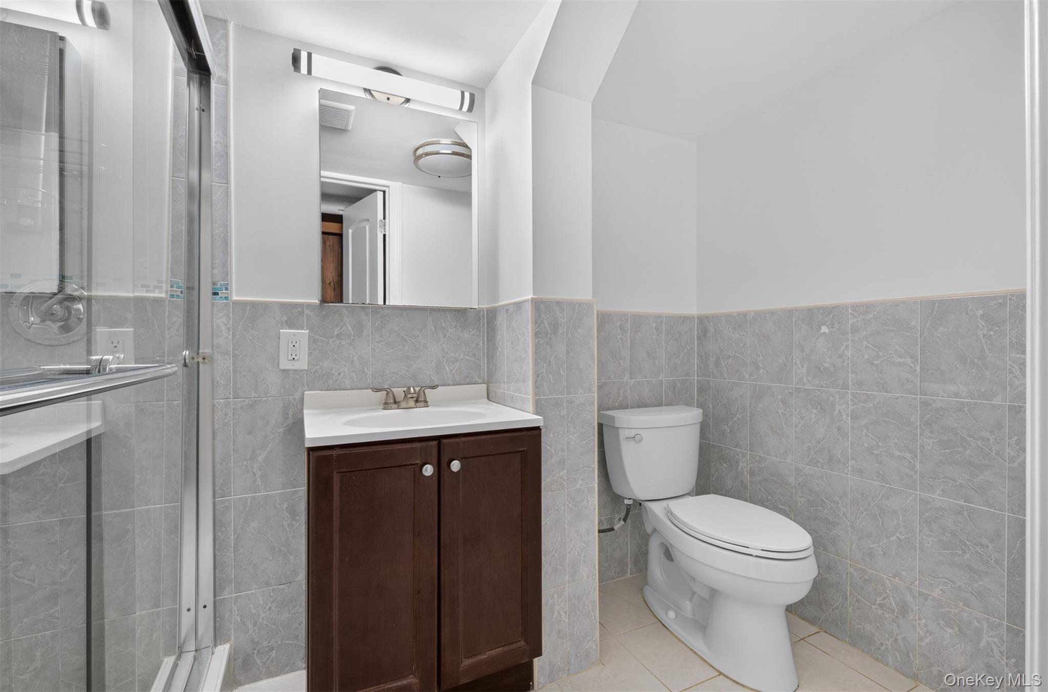 6706 Thornton Place Property Photo 15