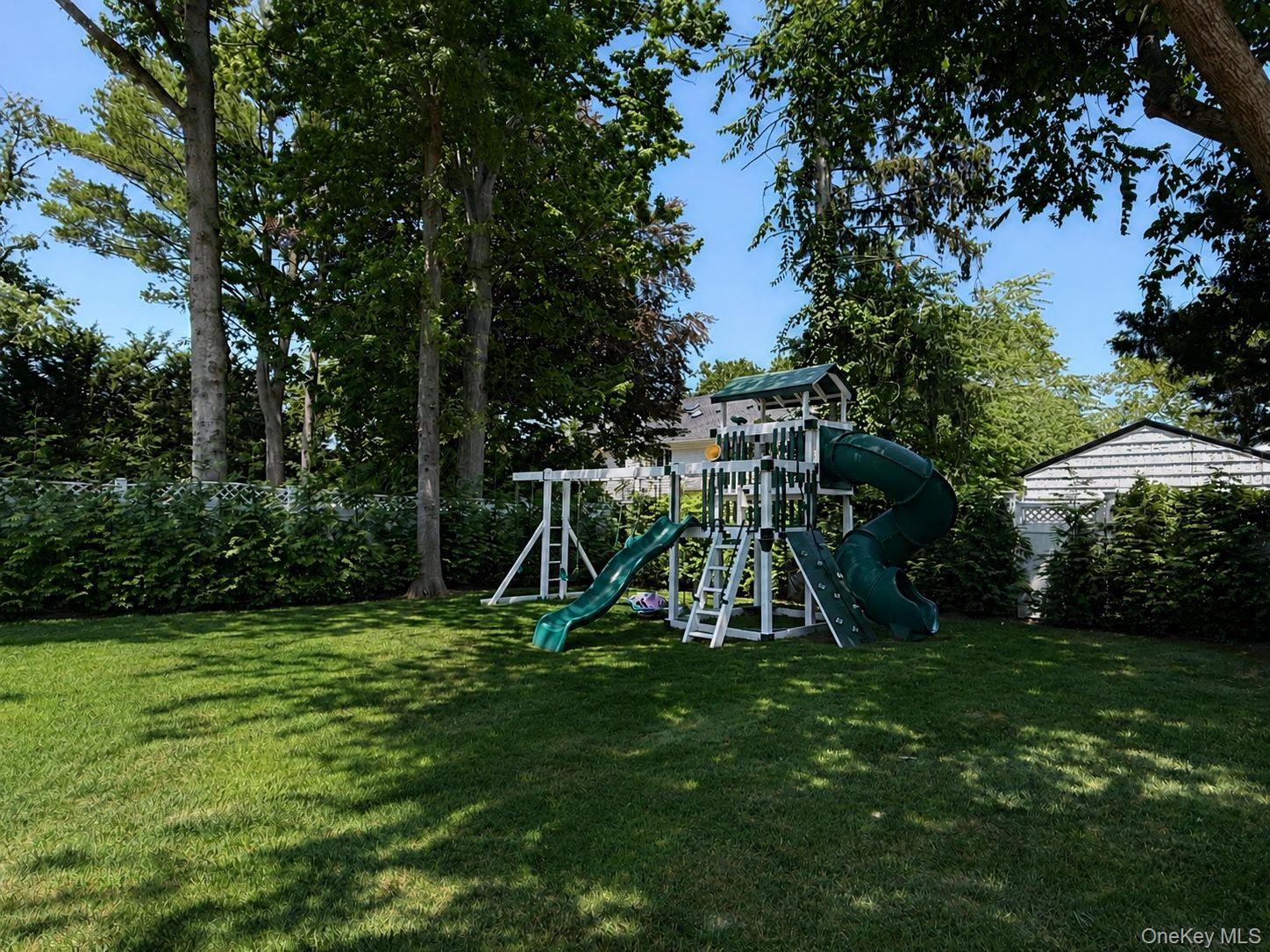 524 Woodmere Boulevard Property Photo 46